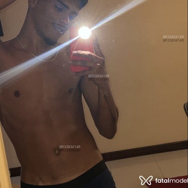 Acompanhante Calvin Alex - Feed