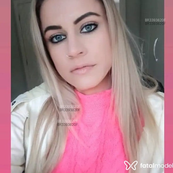 Acompanhante Helem - Feed