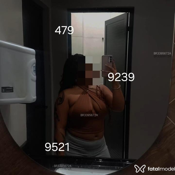 Acompanhante Morena - Feed