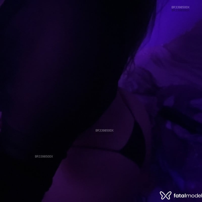 Acompanhante Luiza - Feed