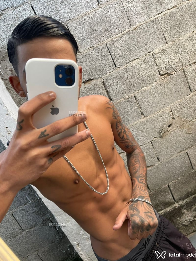 Acompanhante Aladin - Feed