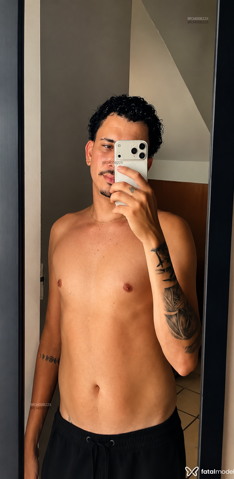 Acompanhante Guilherme - Feed