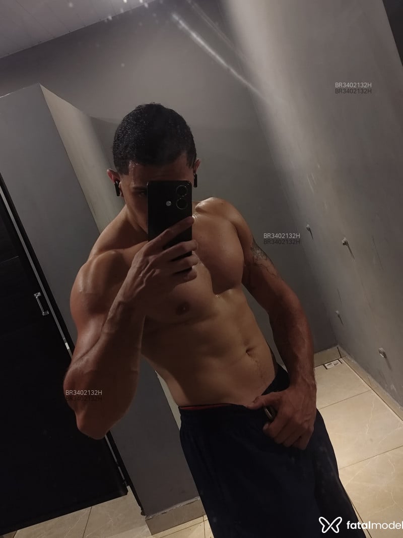 Acompanhante Viktor Inácio - Feed