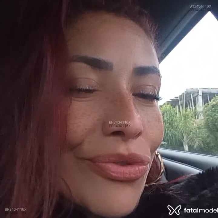 Acompanhante Laraa - Feed