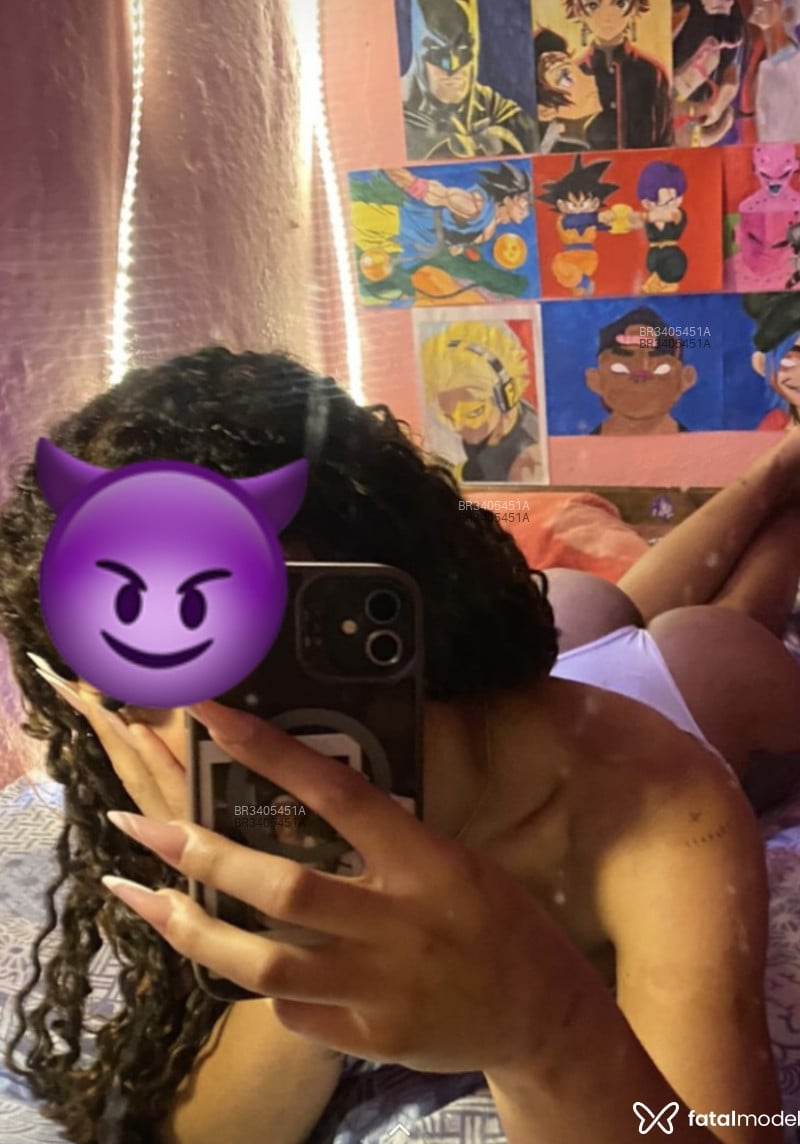 Acompanhante Rebeca - Feed