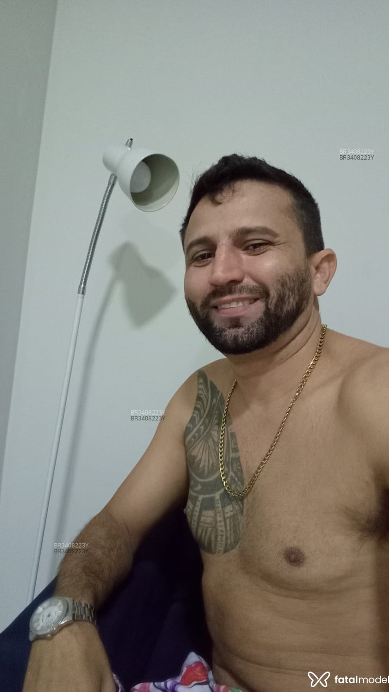 Acompanhante Joseph Britadeira - Feed