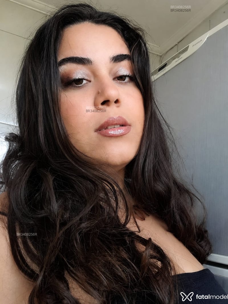 Acompanhante Lolla - Feed