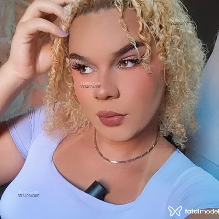 Acompanhante Cahh - Feed