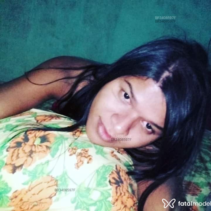 Acompanhante Regininha - Feed