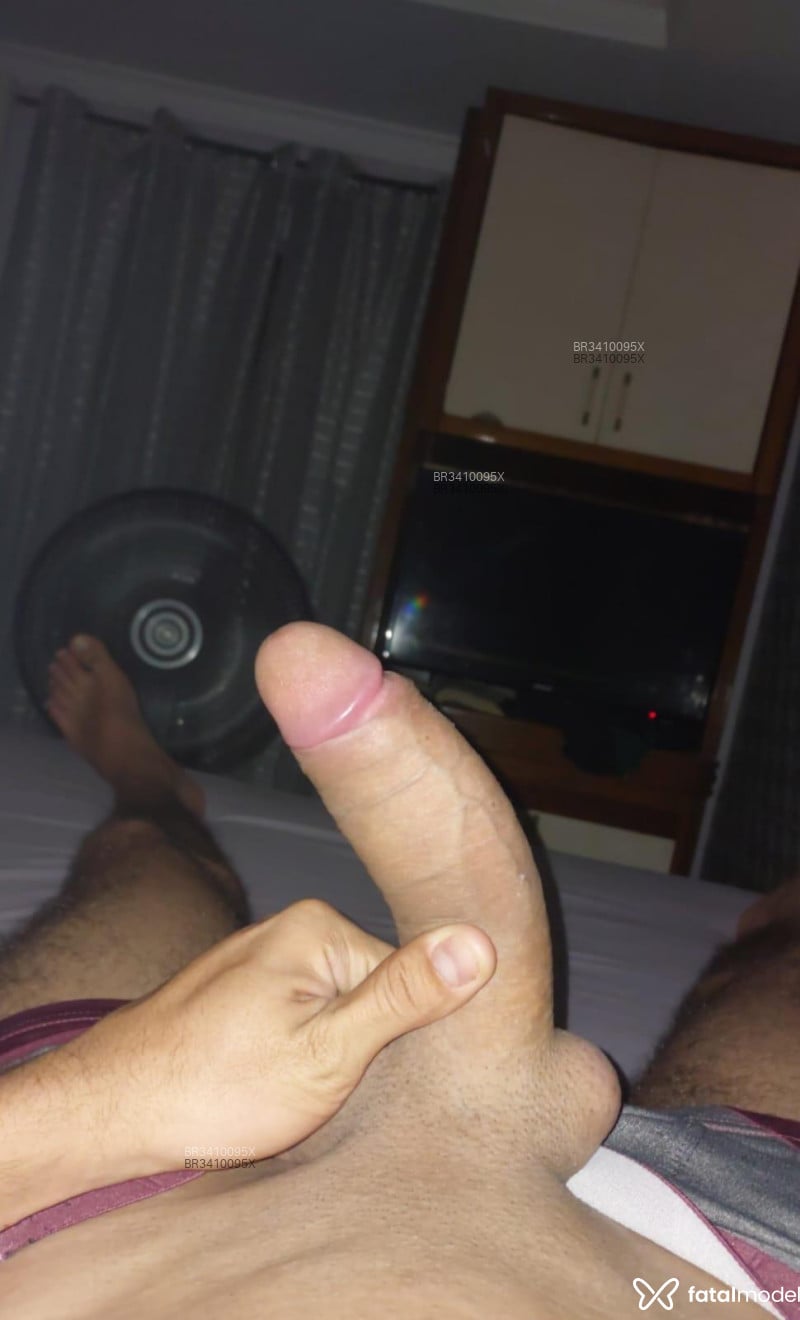 Acompanhante Henrique - Feed