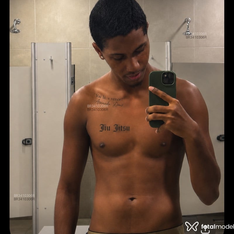 Acompanhante Ricardo - Feed