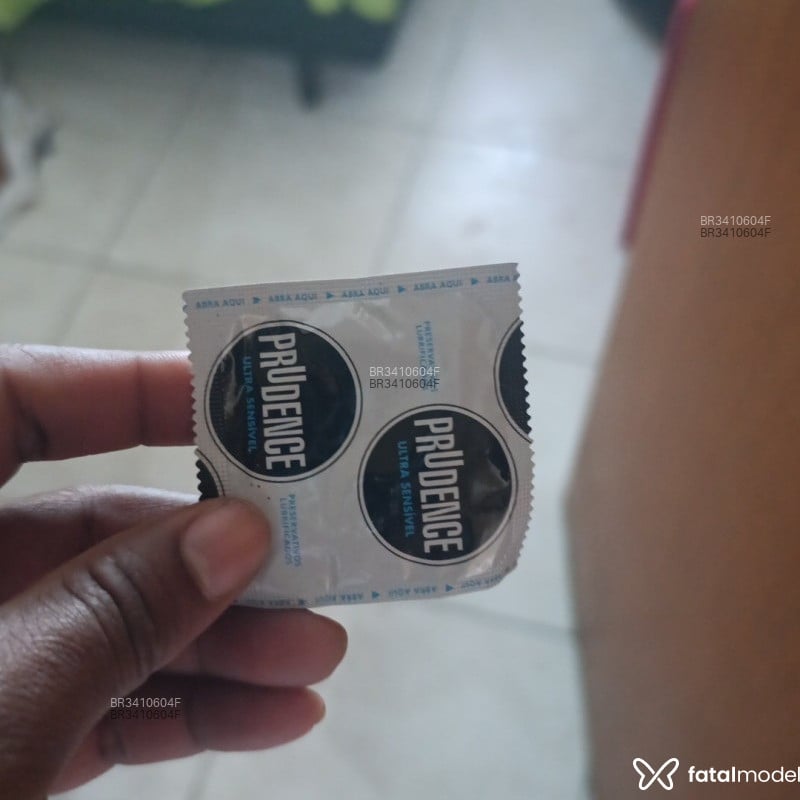 Acompanhante Kaah Souza - Feed