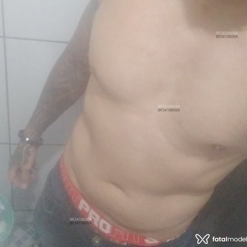 Acompanhante Cleiton - Feed
