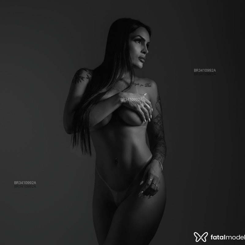Acompanhante Ellen - Feed