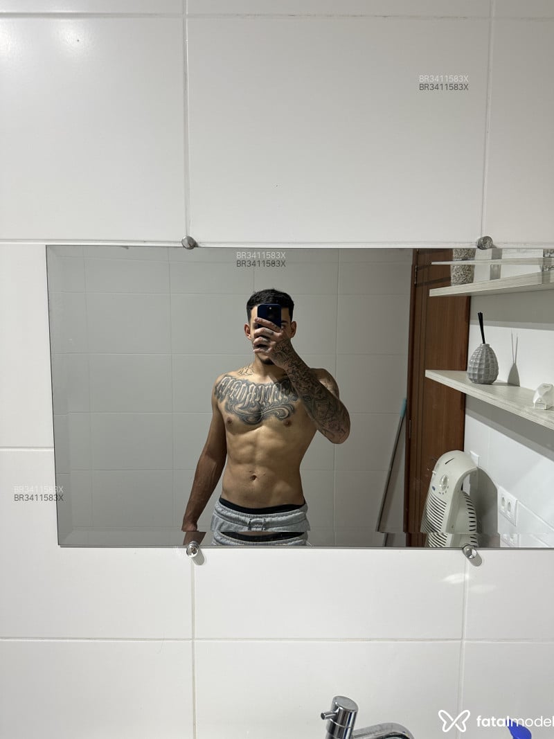 Acompanhante Lucas Dom - Feed