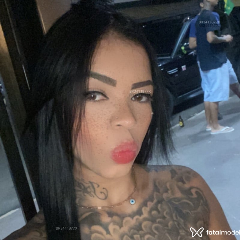 Acompanhante Lauren - Feed
