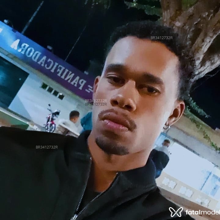 Acompanhante Henrique - Feed