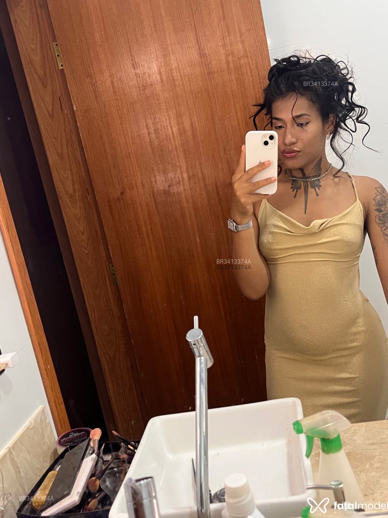Acompanhante Evellyn - Feed