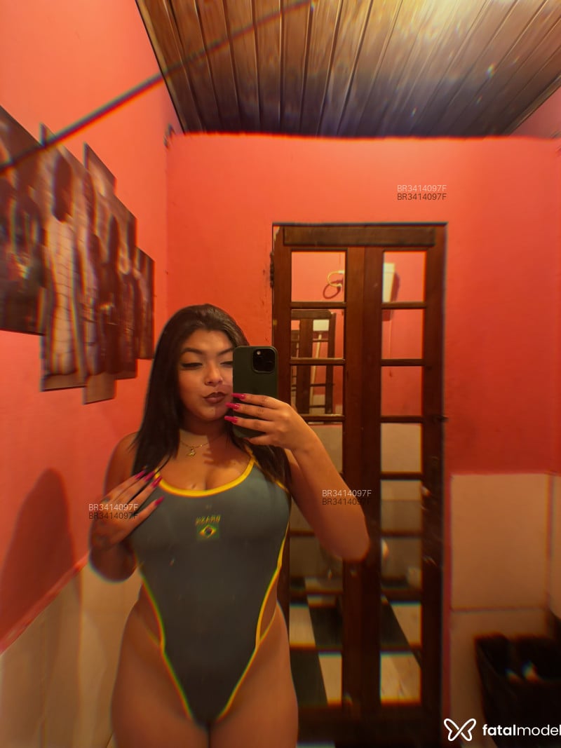 Acompanhante May Silva - Feed