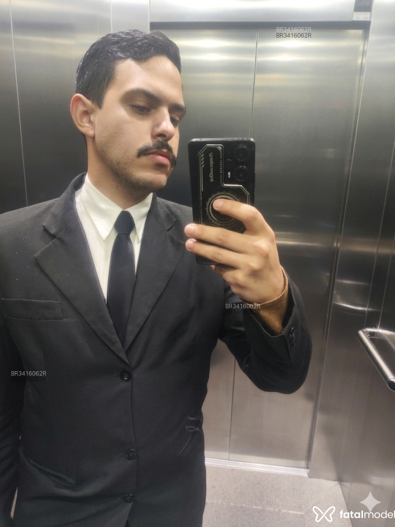 Acompanhante Lukas - Feed