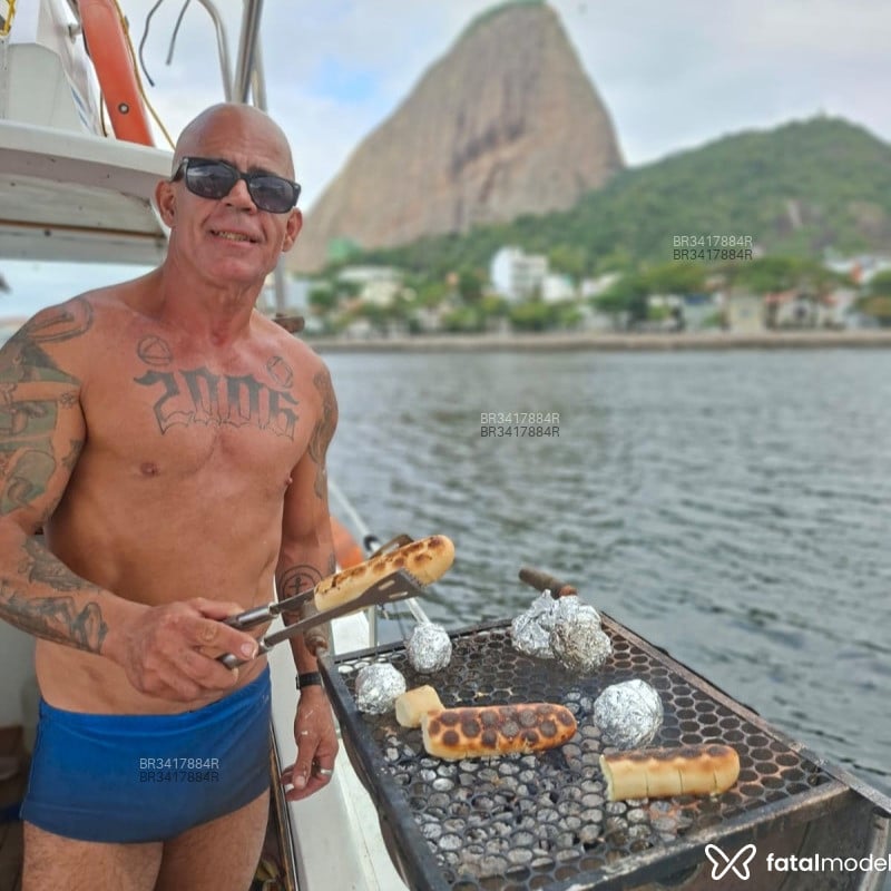 Acompanhante Cesar - Feed
