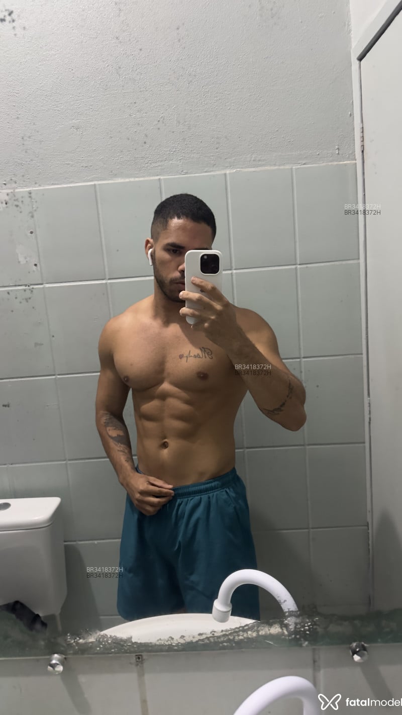 Acompanhante Henrique Diaz - Feed