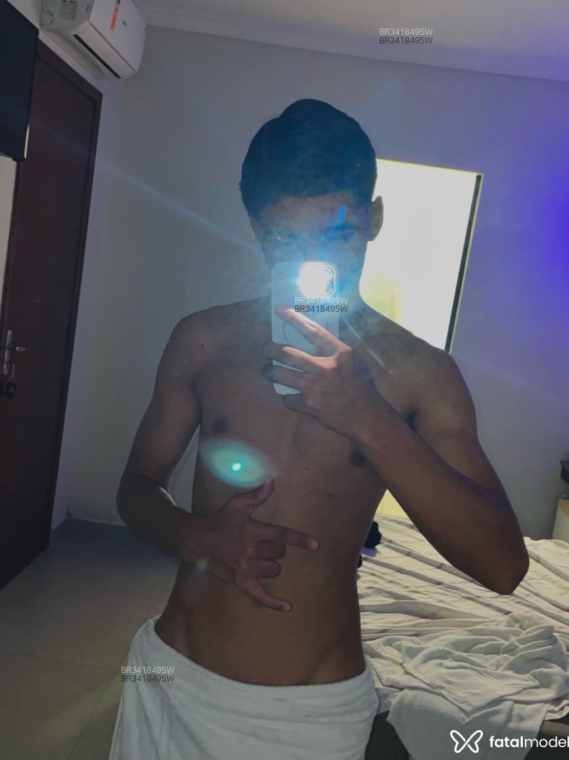 Acompanhante Luan Villar - Feed