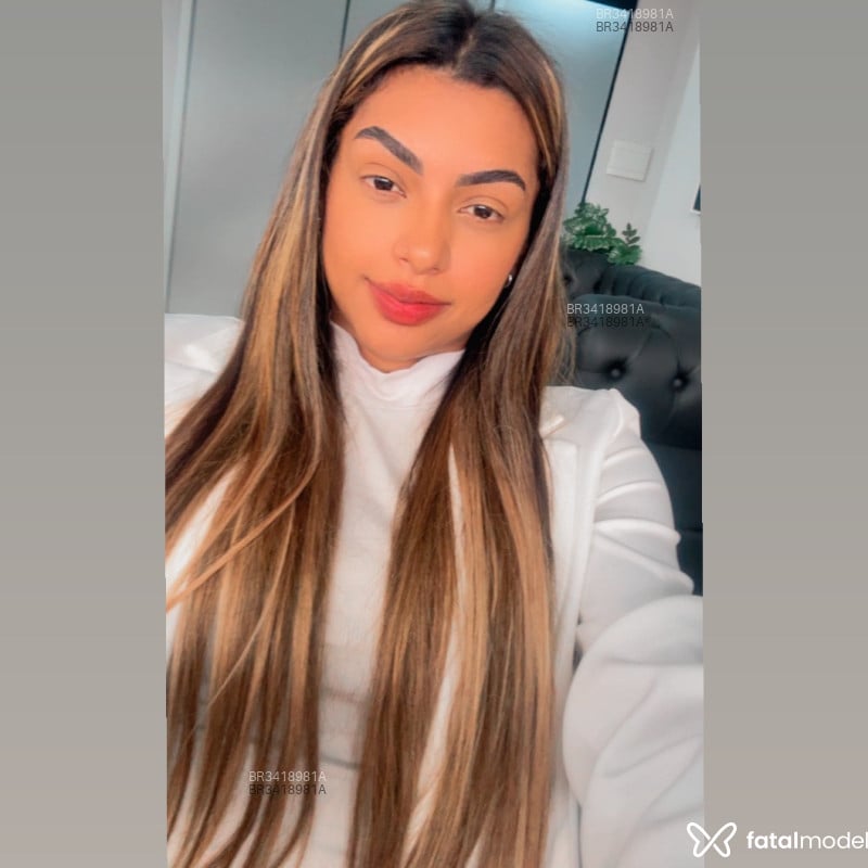 Acompanhante Bella - Feed