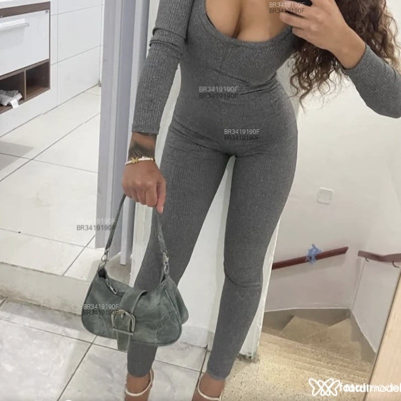 Acompanhante Celine - Feed