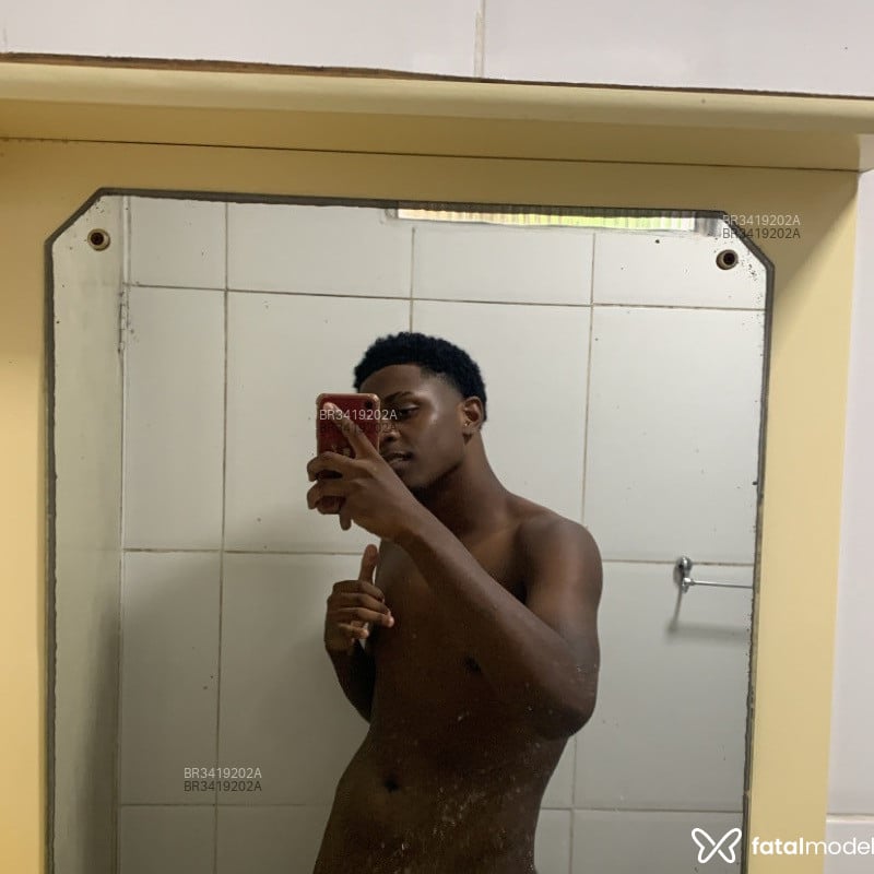 Acompanhante Vinicius - Feed