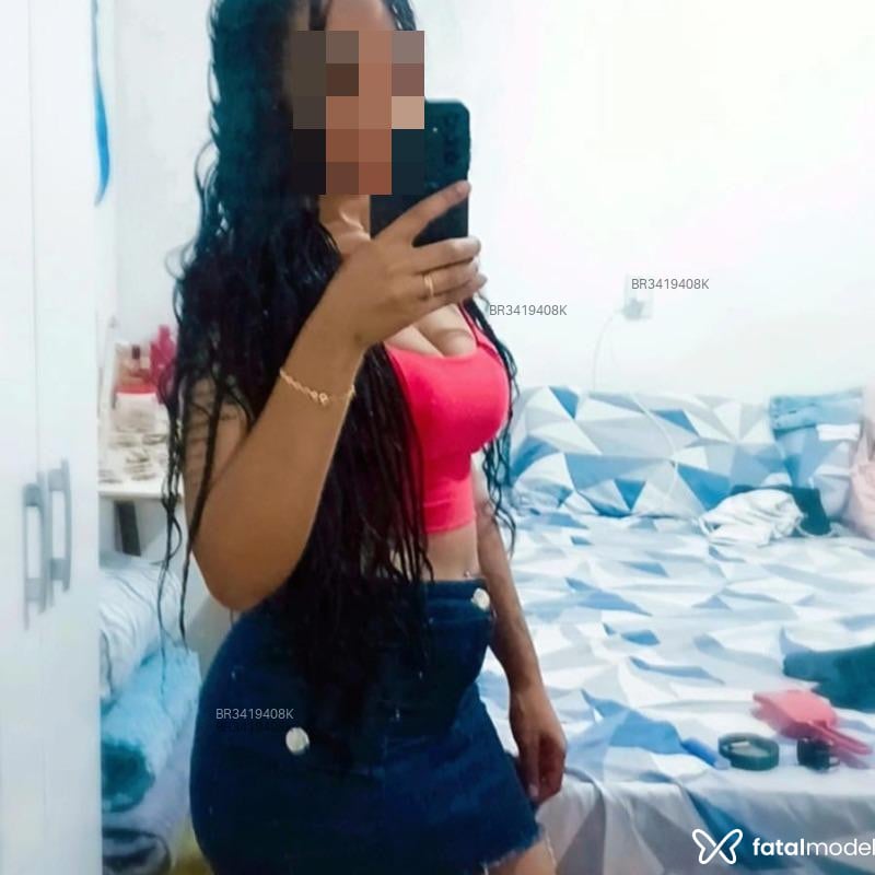Acompanhante Cecília Barbosa - Feed