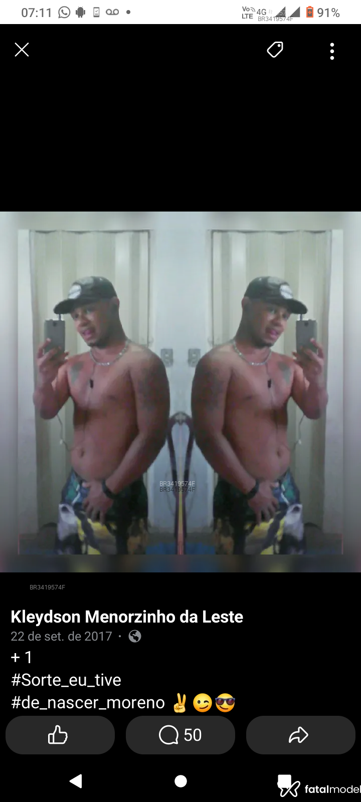 Acompanhante Pretinho - Feed