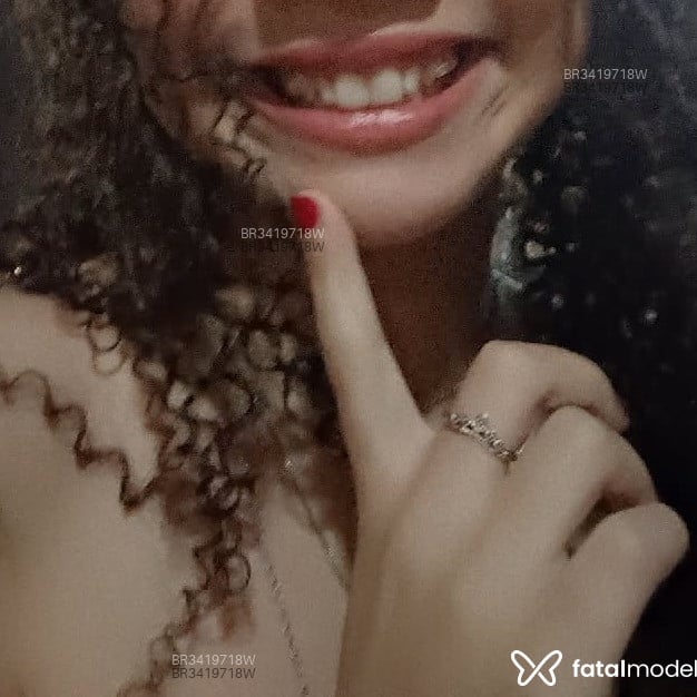Acompanhante Bella - Feed