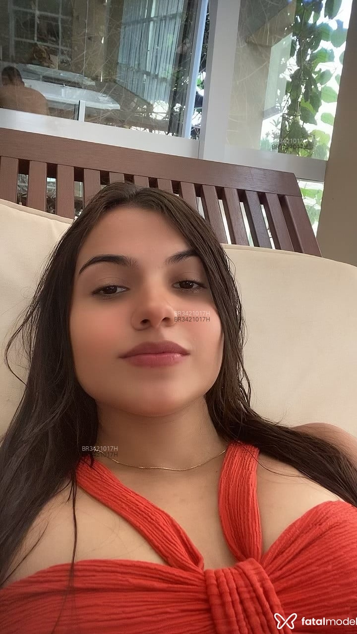 Acompanhante Alice - Feed