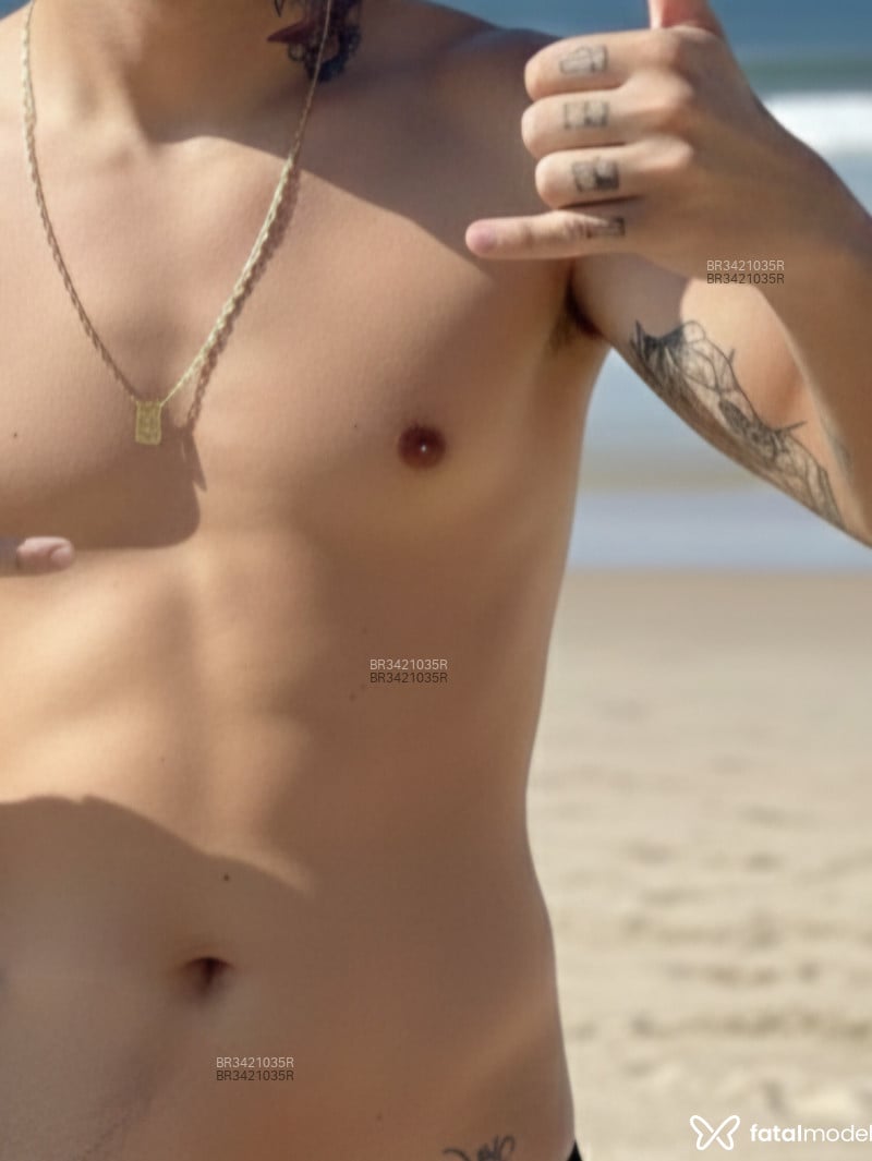 Acompanhante Matheus - Feed