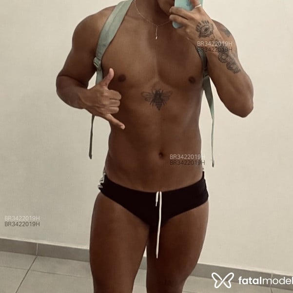 Acompanhante Eduardo - Feed