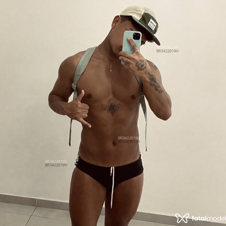 Acompanhante Eduardo - Feed