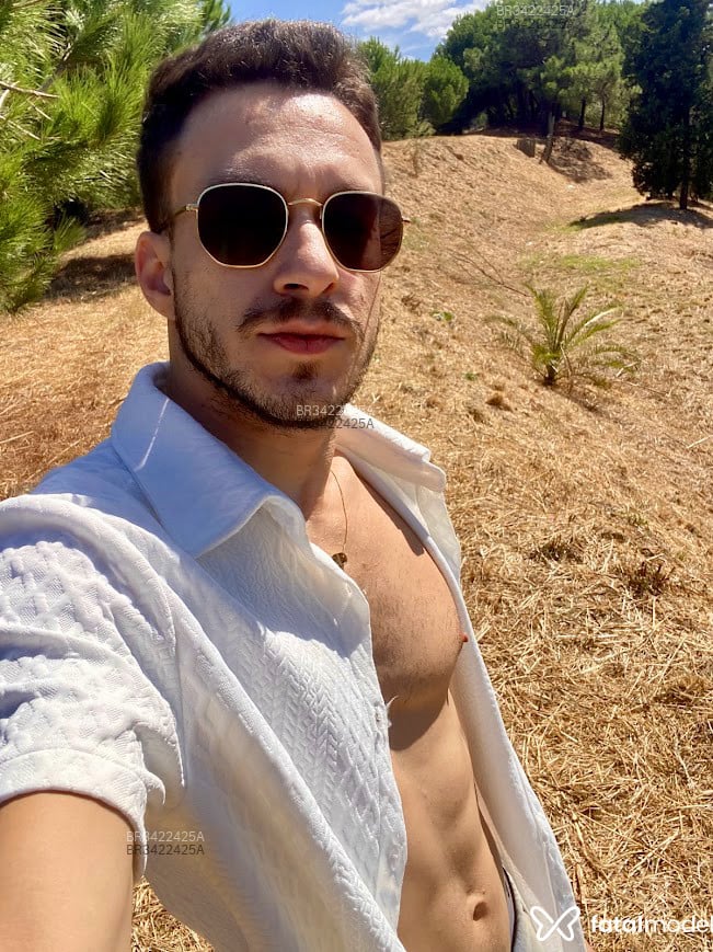 Acompanhante Guilherme Telles - Feed