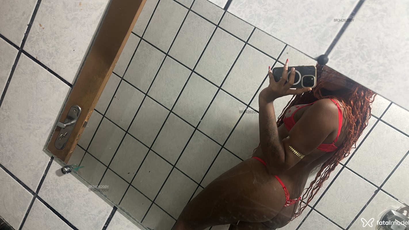 Acompanhante Peitinho Durinho - Feed