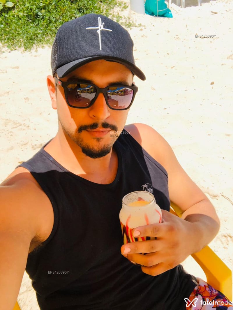Acompanhante Diego - Feed