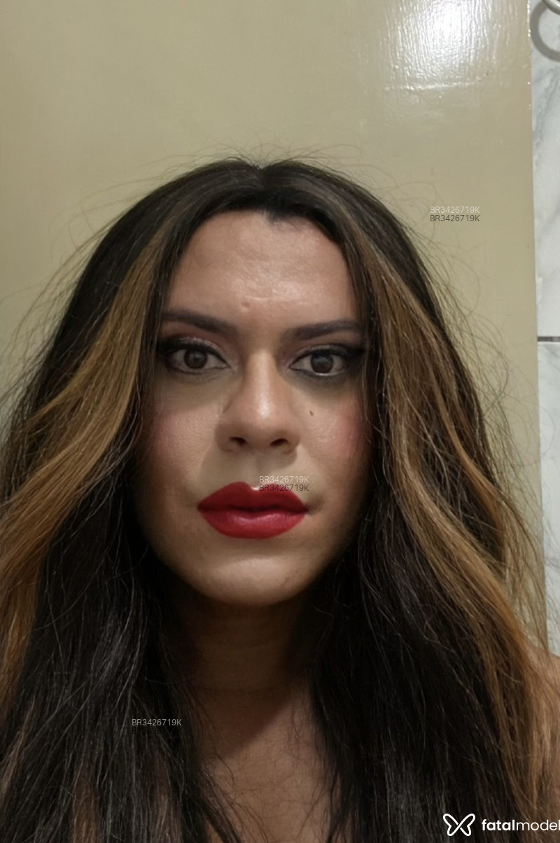 Acompanhante Júlia - Feed