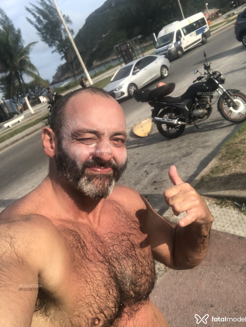 Acompanhante Chico - Feed