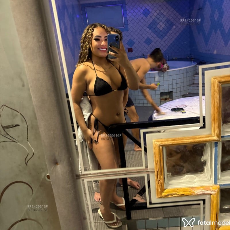 Acompanhante Lupita - Feed