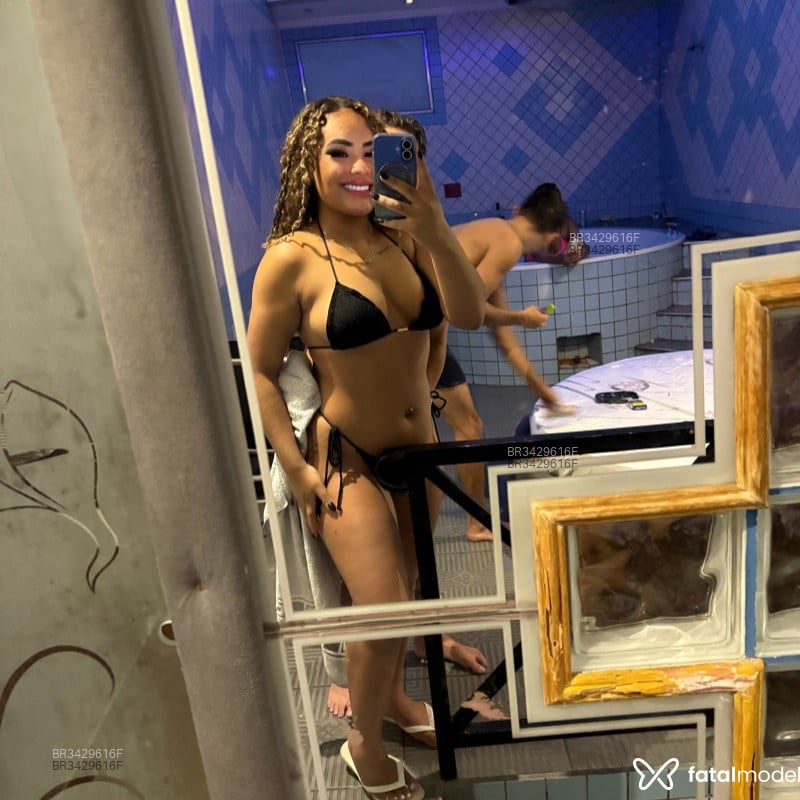 Acompanhante Lupita - Feed