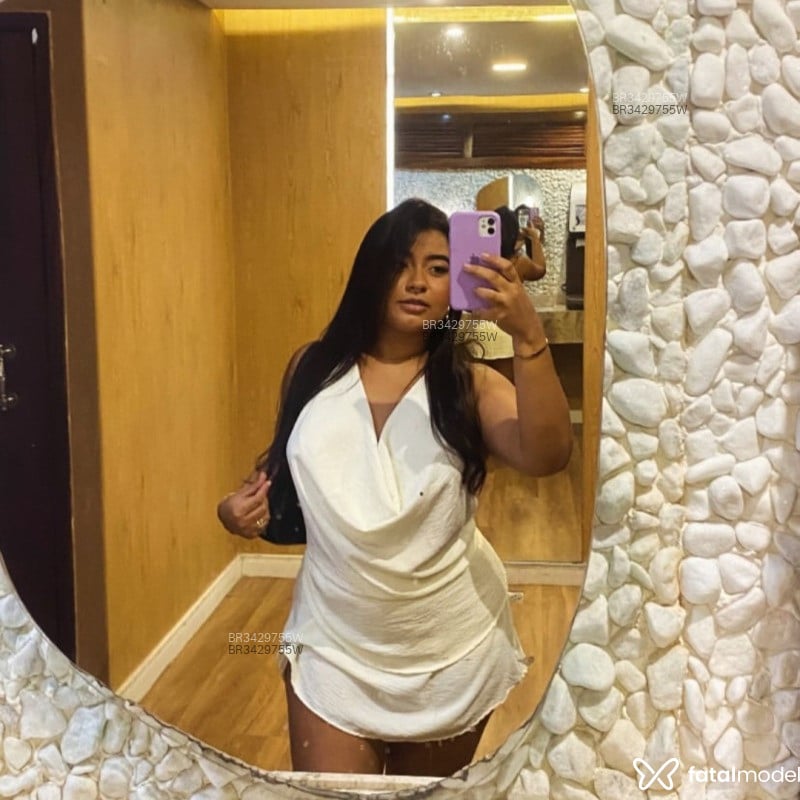 Acompanhante Luiza Tavares - Feed