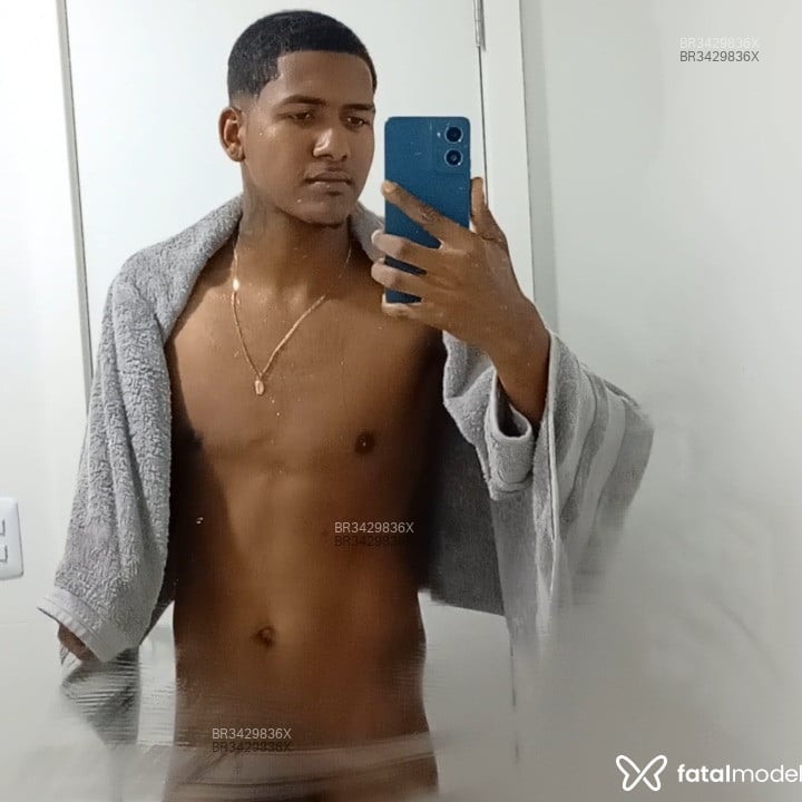 Acompanhante Ivan Santos - Feed