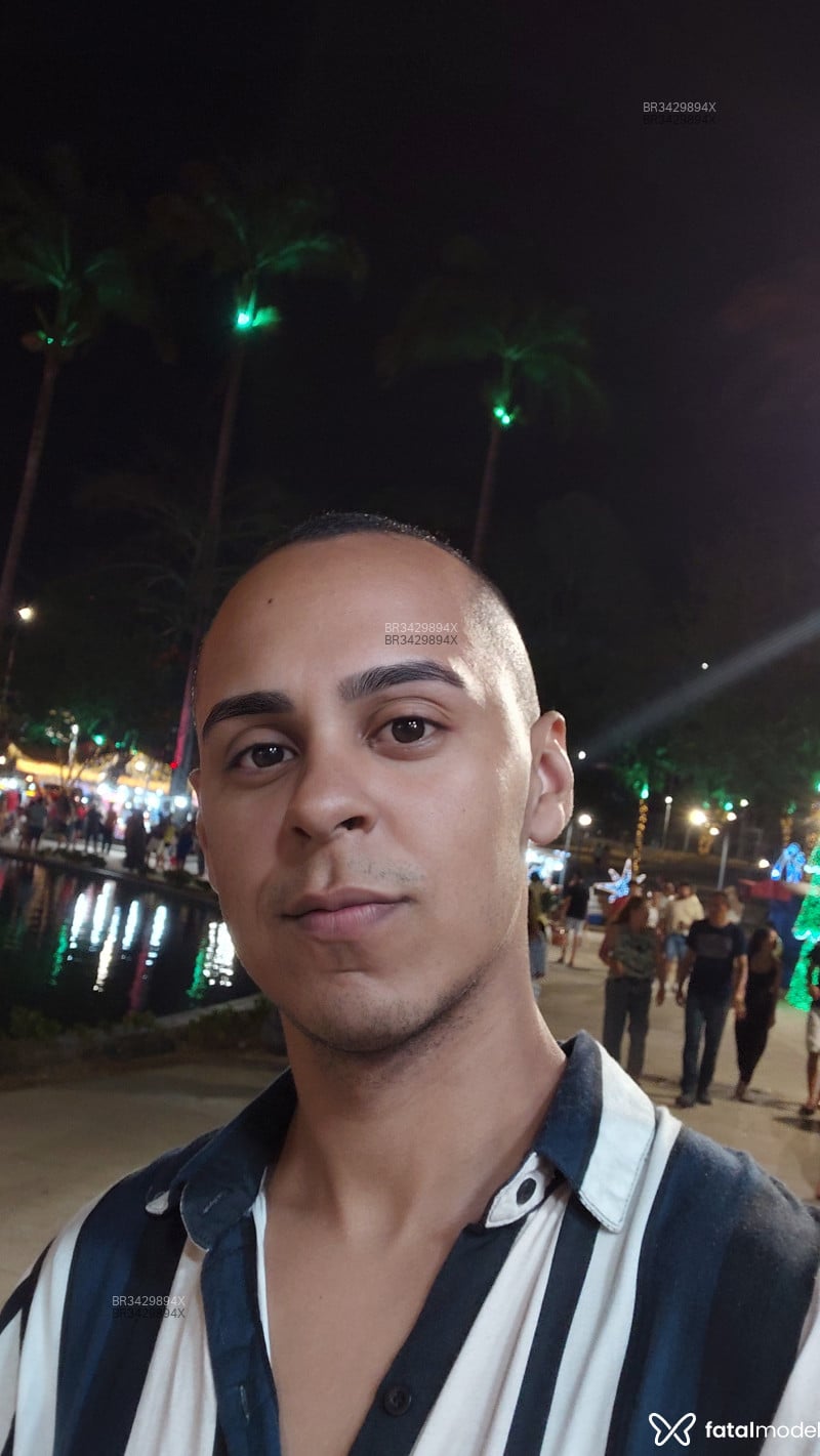 Acompanhante Luiz Felipe - Feed