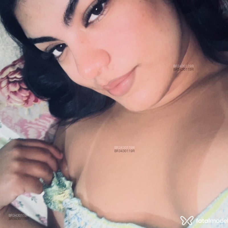 Acompanhante Aninha - Feed