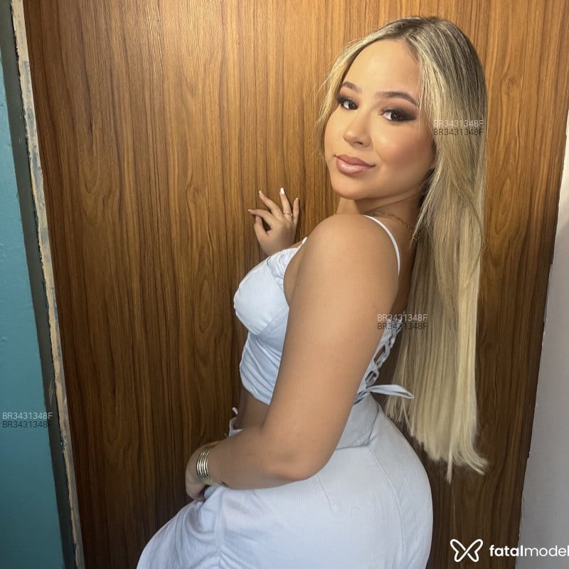 Acompanhante Letícia Queiroz - Feed