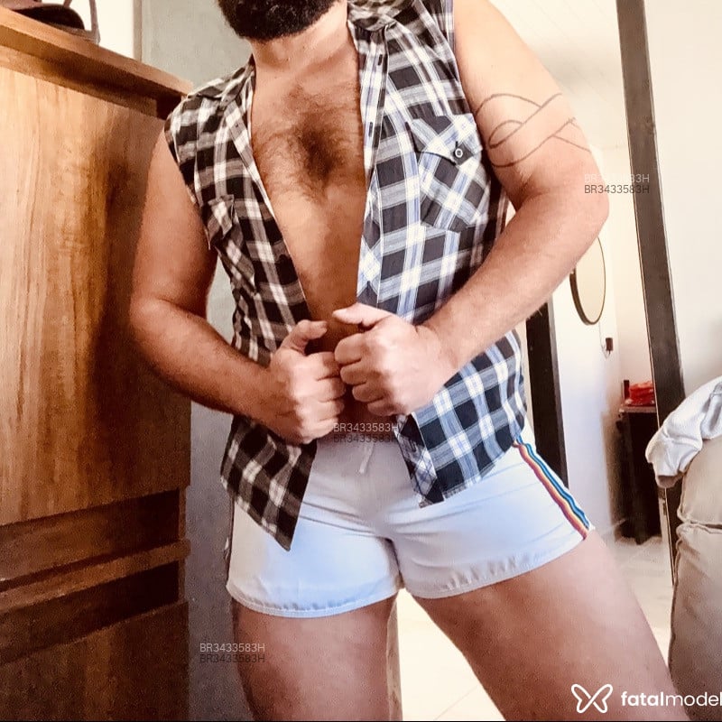 Acompanhante Rogger - Feed